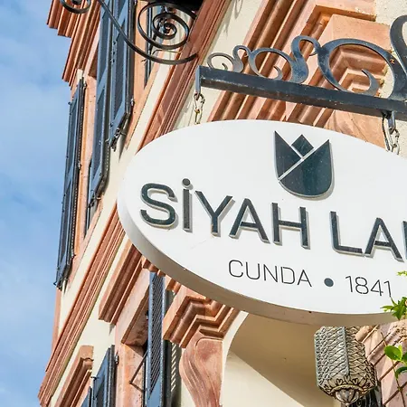 Siyah Lale Cunda 1841 (adults Only)