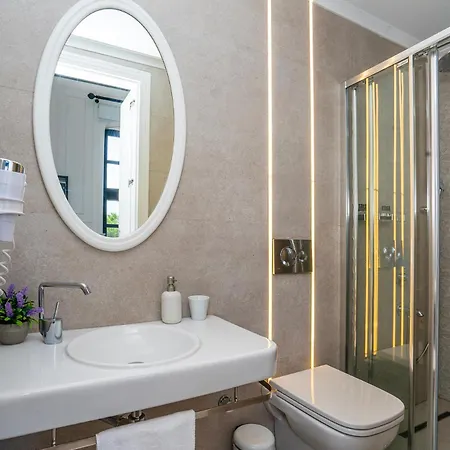 Hotel Siyah Lale Cunda 1841 (adults Only) 2*