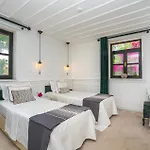 Siyah Lale 1841 (adults Only) Cunda