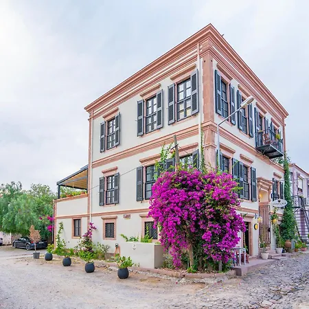 호텔 Siyah Lale 1841 (adults Only) Cunda