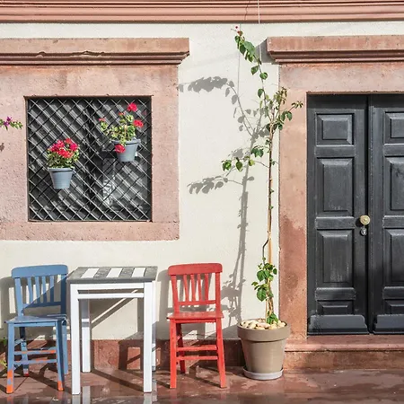 Siyah Lale Cunda 1841 (adults Only) 호텔 2*