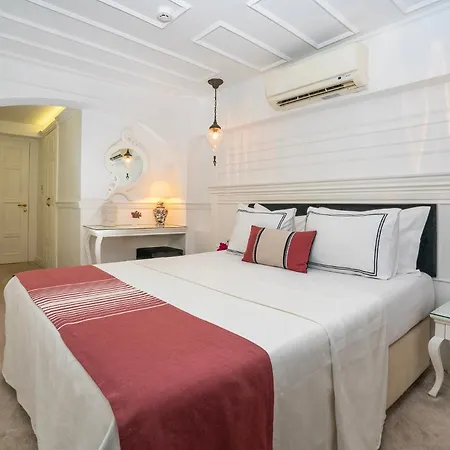 Hotel Siyah Lale 1841 (adults Only) Cunda