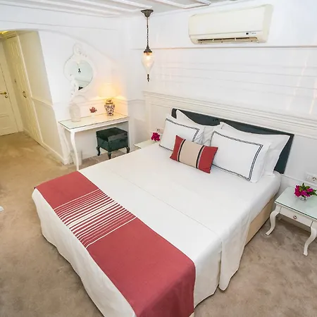 Siyah Lale 1841 (adults Only) 2* Cunda
