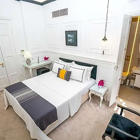 Siyah Lale 1841 (adults Only) 崇达